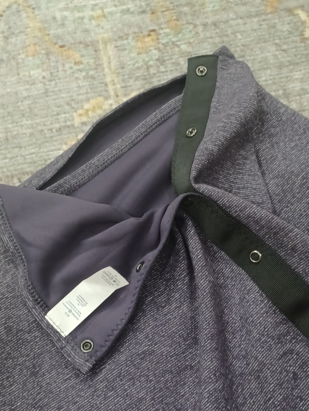 Lululemon Vinyasa Scarf - Picture 5 of 8